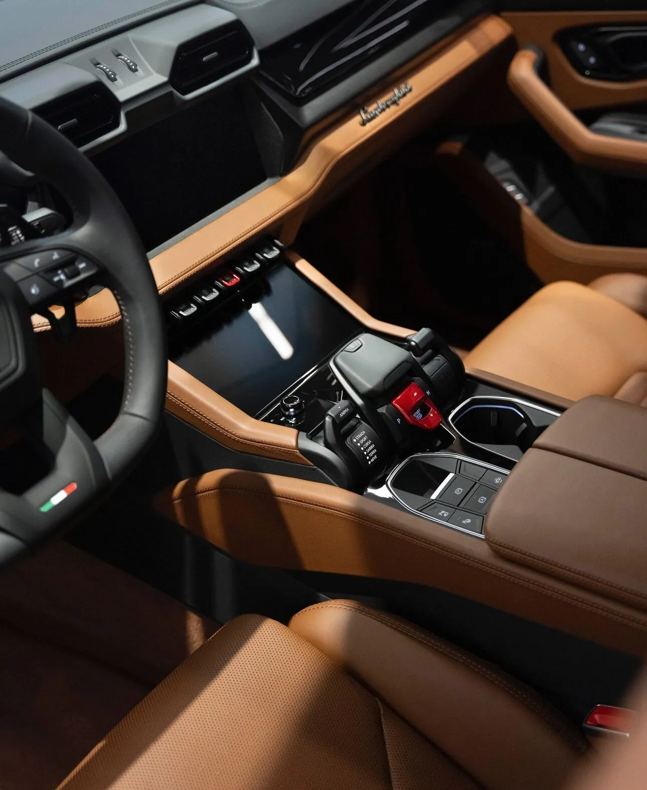 Lamborghini Urus, I Рестайлинг 2025 фото 8