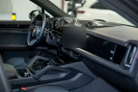 Porsche Cayenne Gts Coupé, Iii Рестайлинг 2025 — миниатюра 7