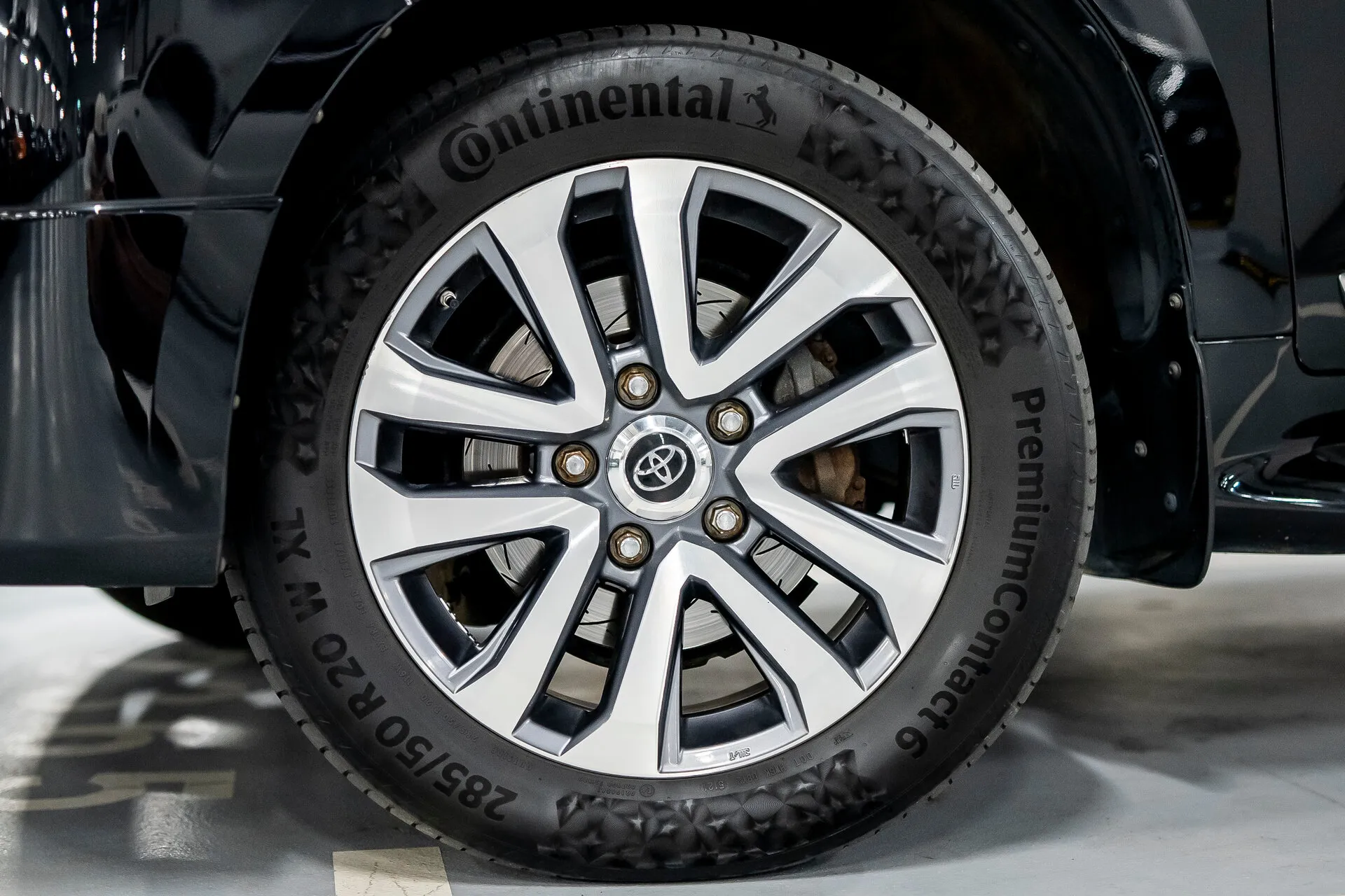 Toyota Land Cruiser, 200 Series Рестайлинг 2 2018