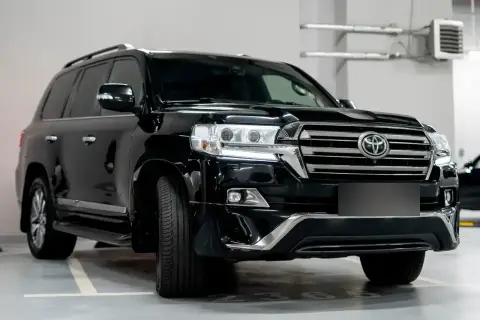 Toyota Land Cruiser, 200 Series Рестайлинг 2 2018 — миниатюра 3