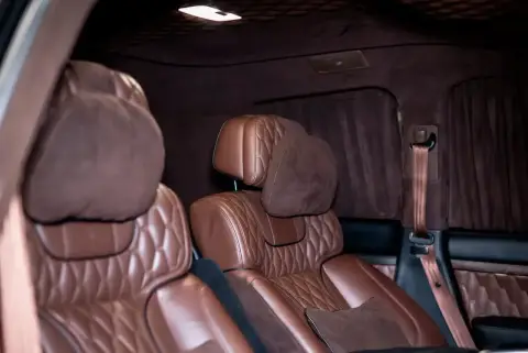 Toyota Land Cruiser, 200 Series Рестайлинг 2 2018 — миниатюра 5