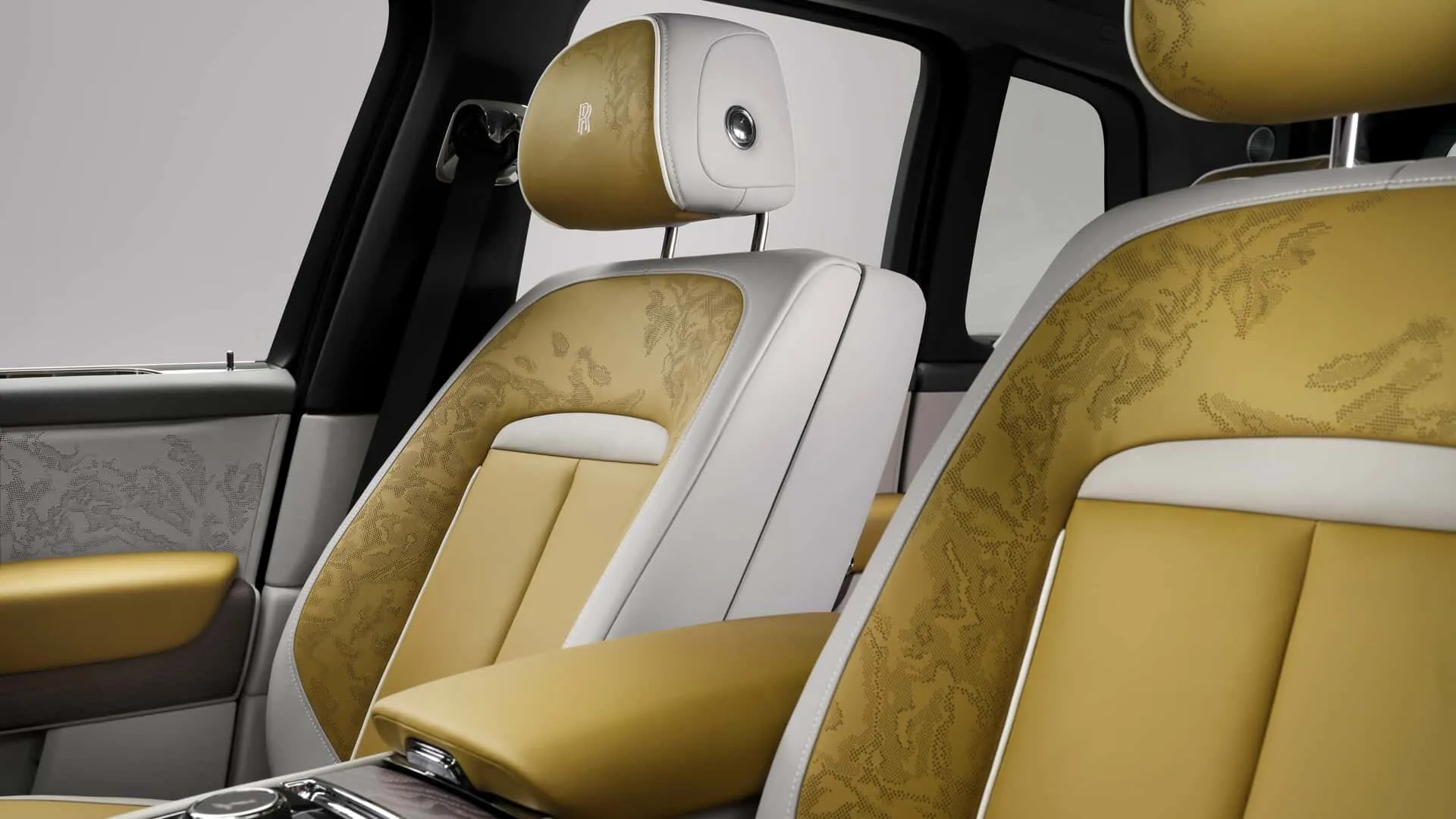 Rolls-Royce Cullinan, I Рестайлинг 2024 фото 5