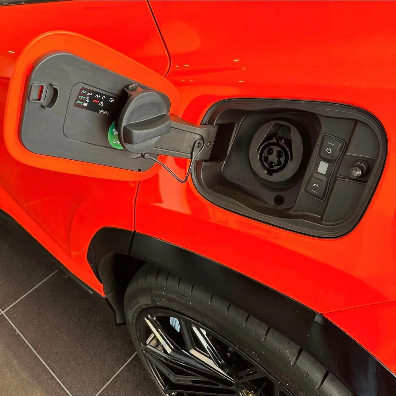 Lamborghini Urus, I Рестайлинг 2024 фото 2