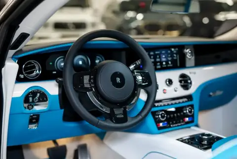 Rolls-Royce Spectre, I 2025 — миниатюра 9