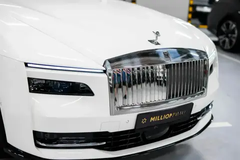 Rolls-Royce Spectre, I 2024 — миниатюра 1