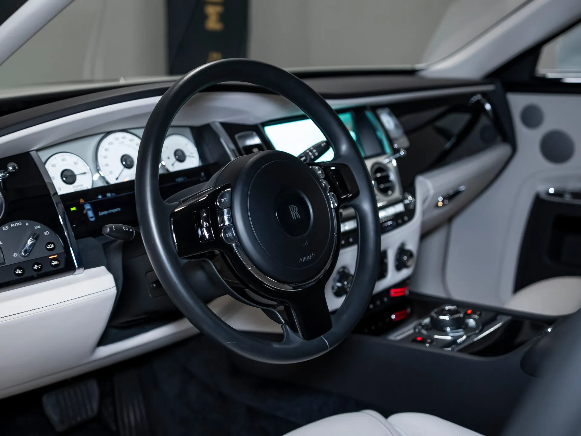 Rolls-Royce Ghost, I Рестайлинг (Series Ii) 2016 фото 2