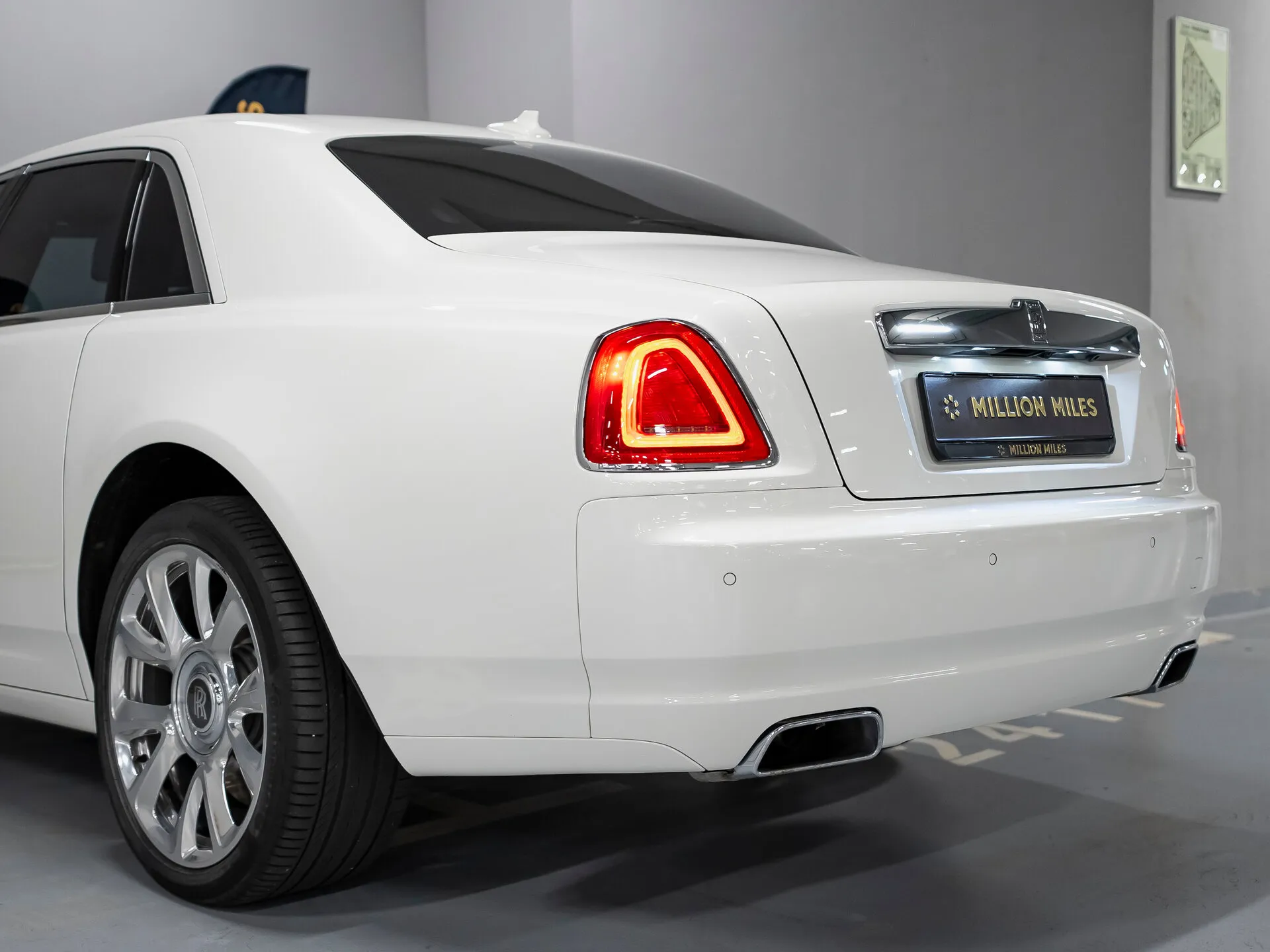 Rolls-Royce Ghost, I Рестайлинг (Series Ii) 2016 фото 6