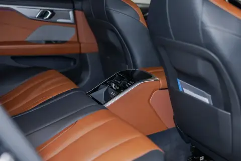 BMW 8 Серии, Ii (G14/G15/G16) 2020 — миниатюра 8