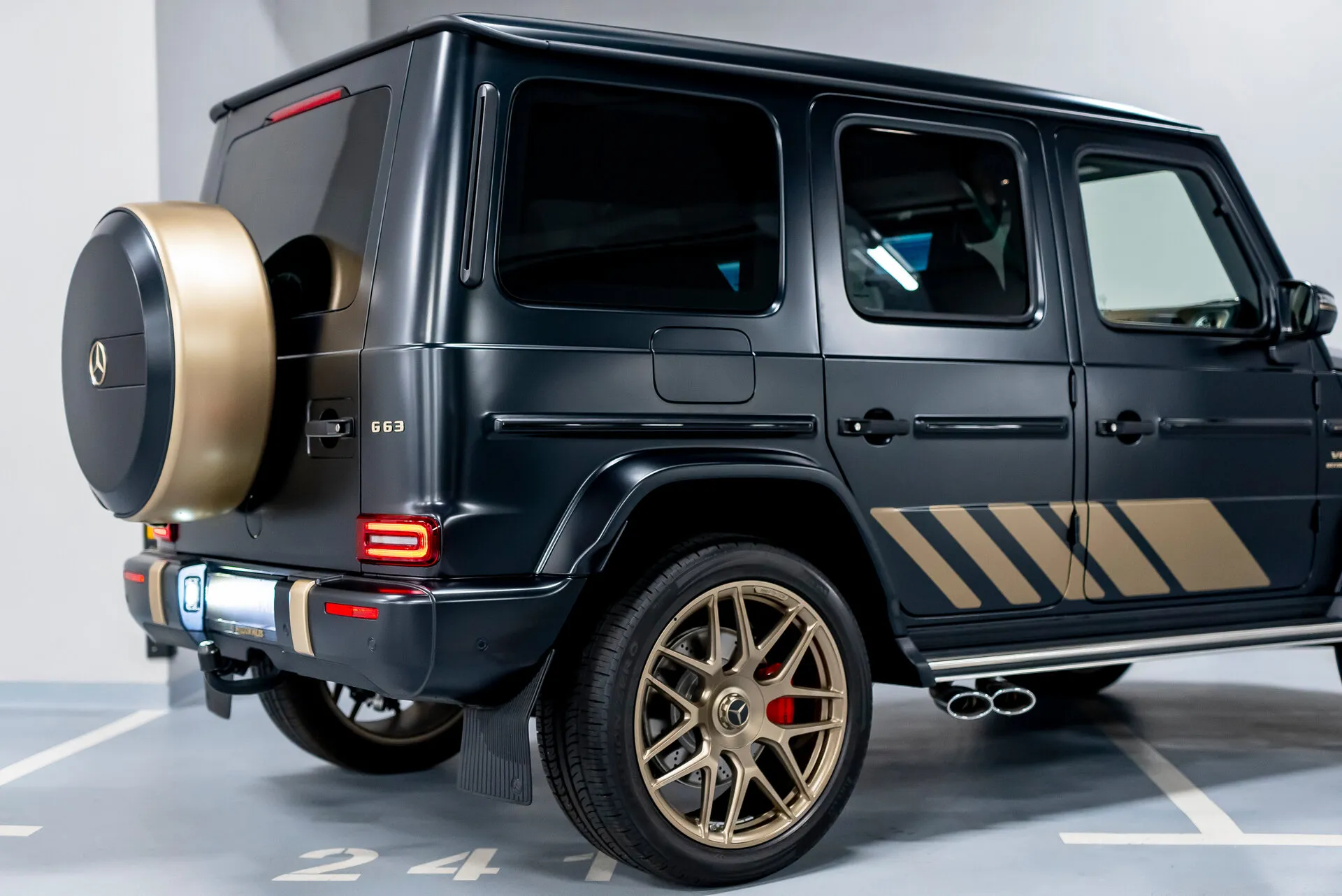 Mercedes-Benz G-Класс AMG, Ii (W463) 2024 фото 9