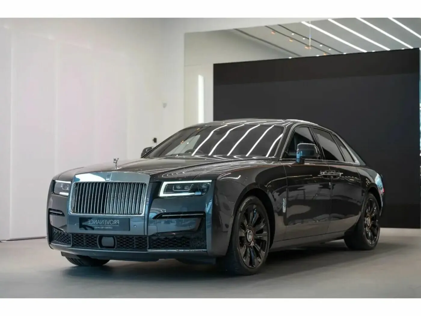 Rolls-Royce Ghost Black Badge, Ii 2024