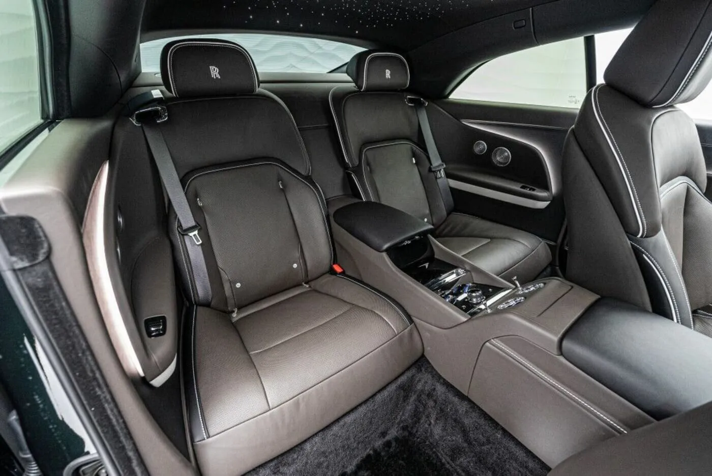 Rolls-Royce Spectre, I 2024 фото 8