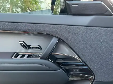 Land Rover Range Rover Sport, Iii 2024 — миниатюра 2