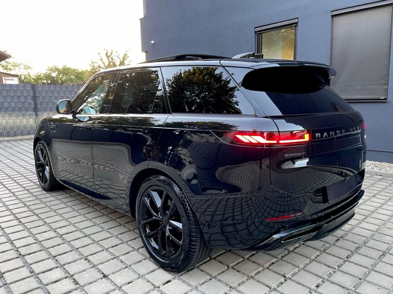 Land Rover Range Rover Sport, Iii 2024 фото 3