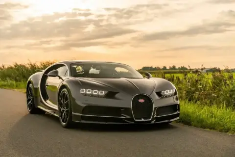 Bugatti Chiron, I 2021 — миниатюра 8