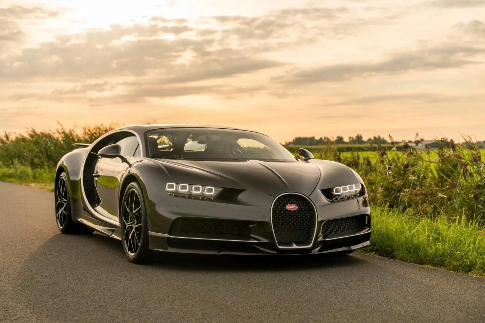 Bugatti Chiron, I 2021 фото 8