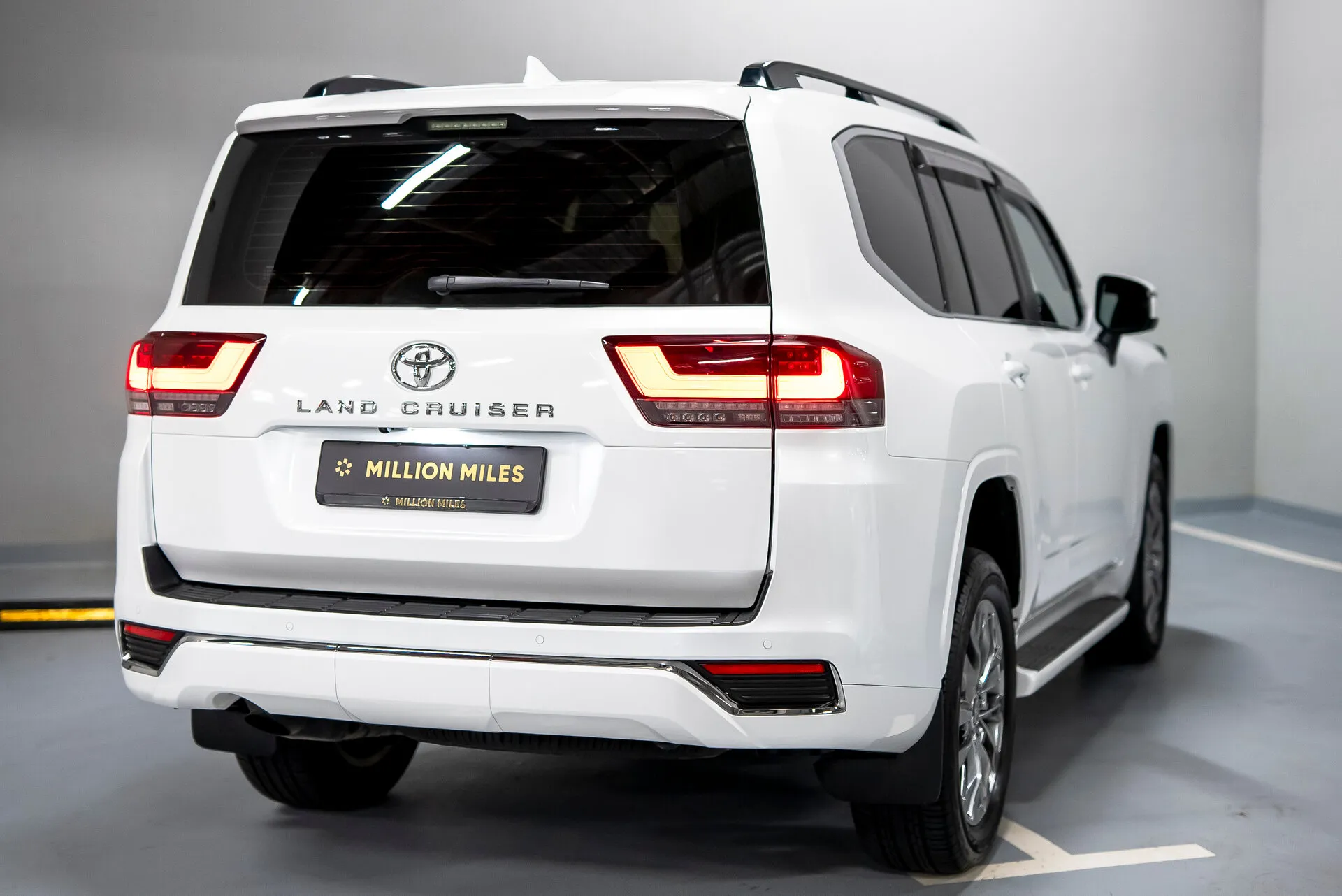Toyota Land Cruiser, 300 Series 2022 фото 8