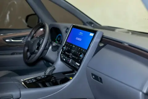 Toyota Alphard, Iv 2024 — миниатюра 6