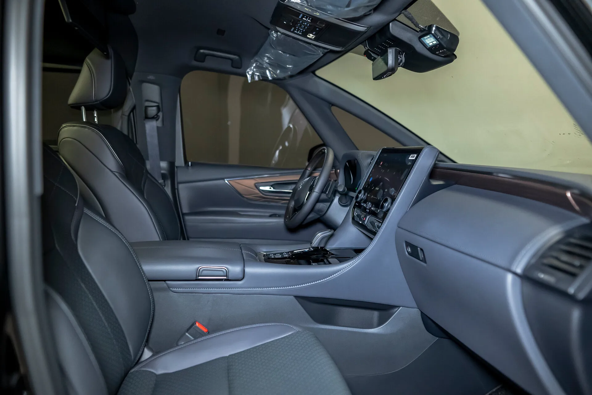 Toyota Alphard, Iv 2024 фото 10