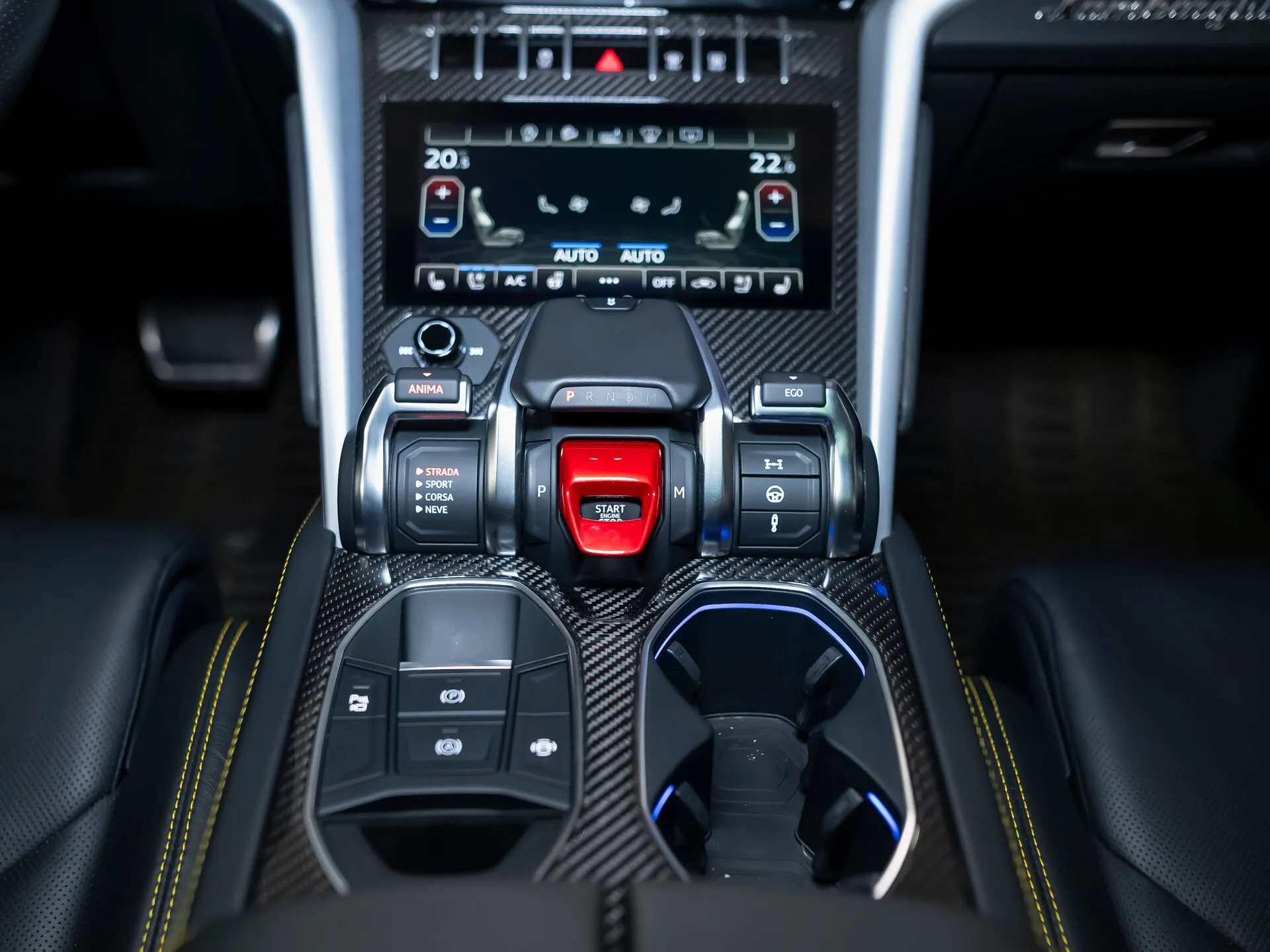 Lamborghini Urus, I 2020