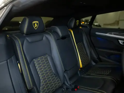 Lamborghini Urus, I 2020 — миниатюра 9