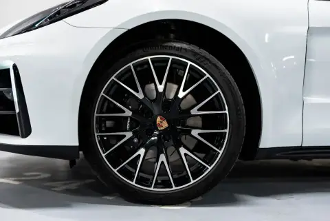 Porsche Panamera 4, Iii 2025 — миниатюра 2