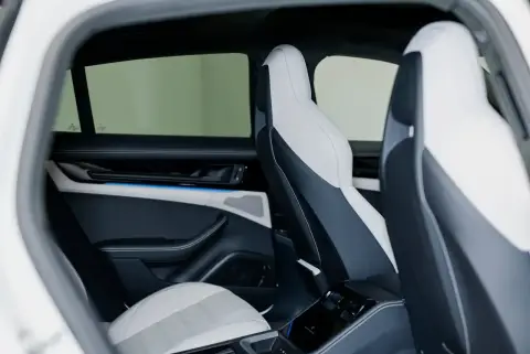 Porsche Panamera 4, Iii 2025 — миниатюра 9
