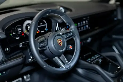 Porsche Cayenne, Iii Рестайлинг 2025 — миниатюра 6