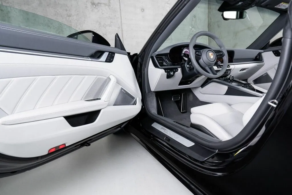 Porsche 911 Turbo S, Viii (992) 2024 фото 10