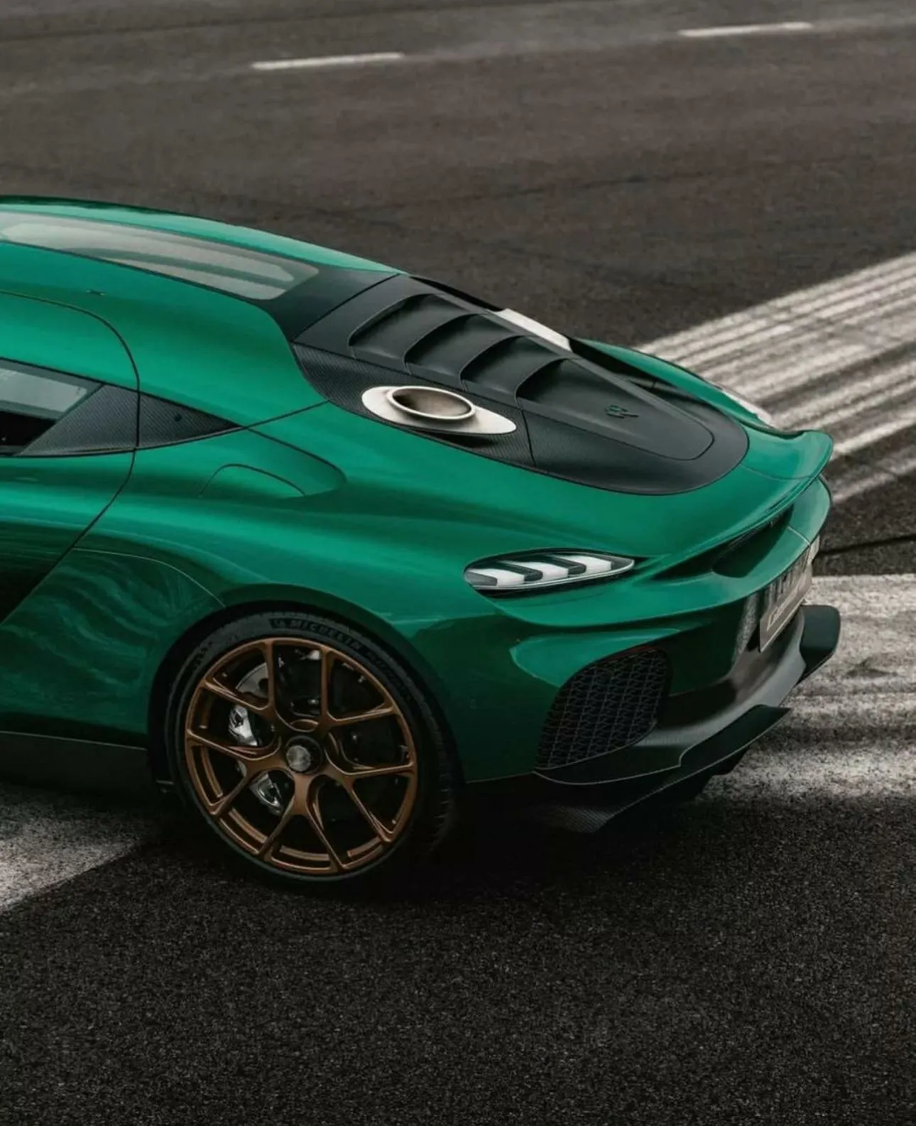 Koenigsegg Gemera, I 2024 фото 4
