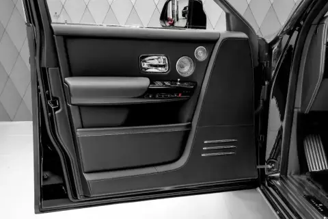 Rolls-Royce Phantom Ewb, Viii 2025 — миниатюра 4