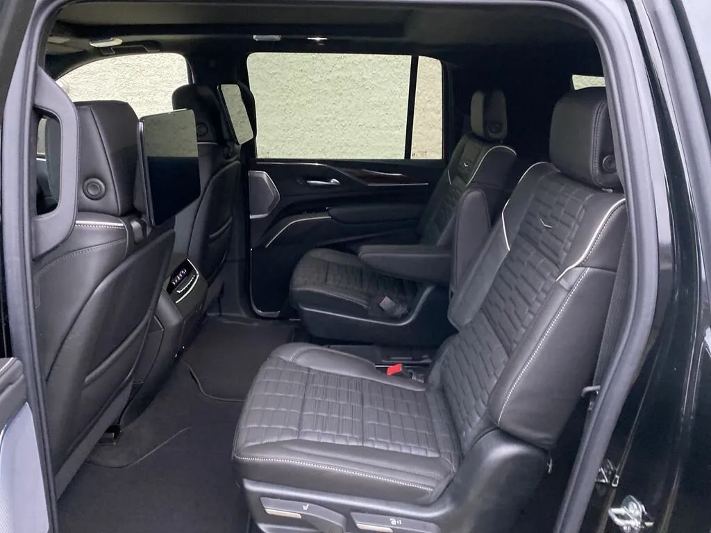 Cadillac Escalade Esv, V 2024 фото 6