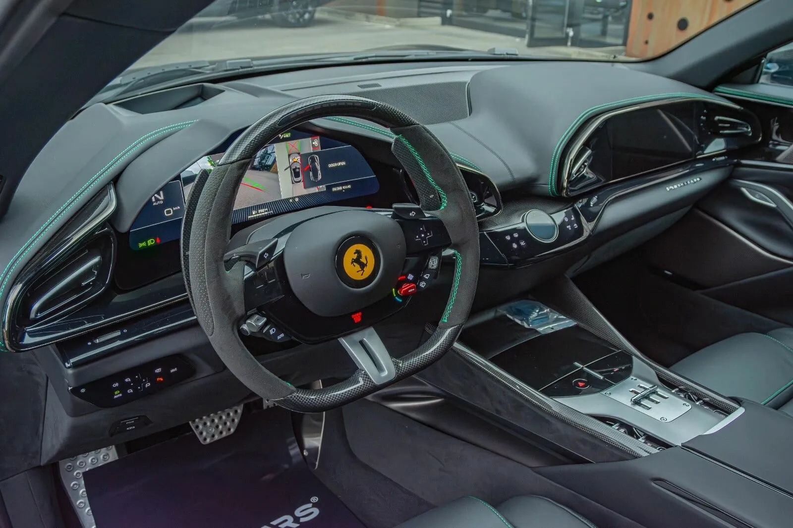 Ferrari Purosangue, I 2024