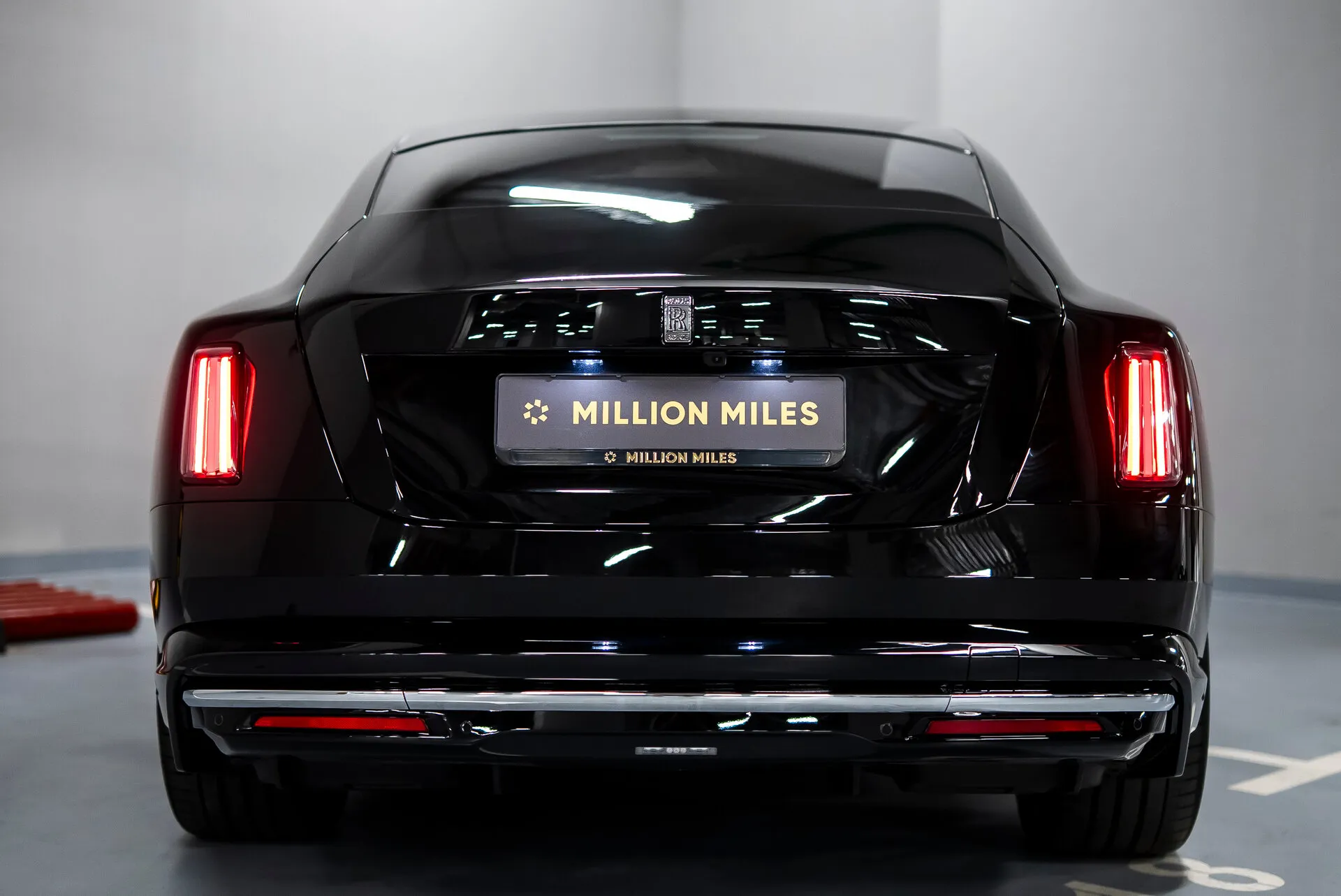 Rolls-Royce Spectre, I 2025 фото 4