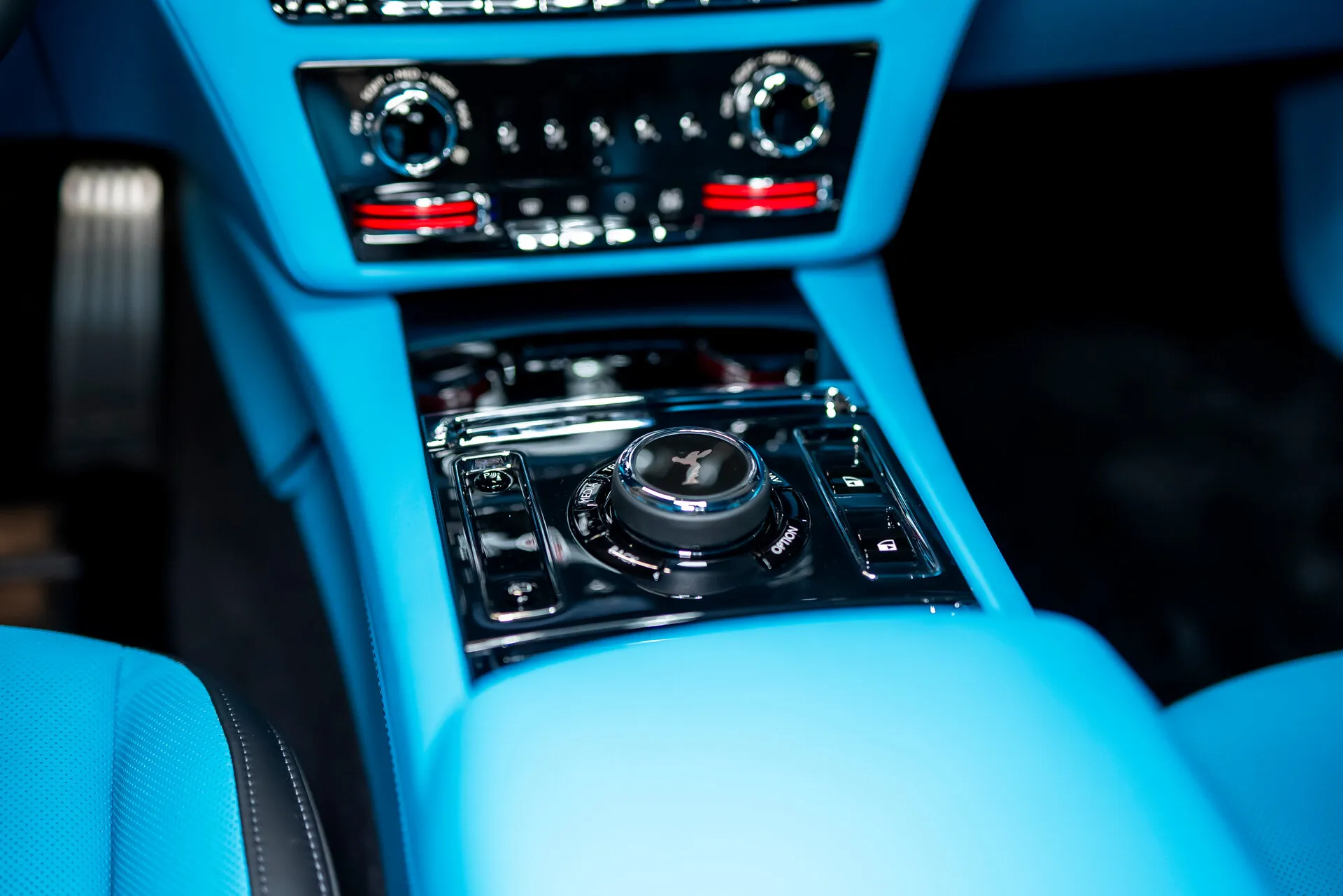 Rolls-Royce Spectre, I 2025 фото 5