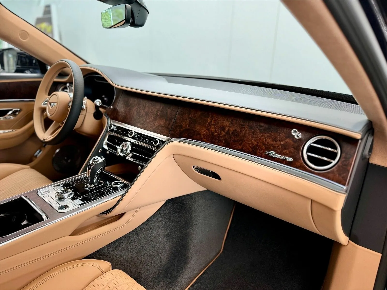 Bentley Flying Spur, Iii 2024 фото 4
