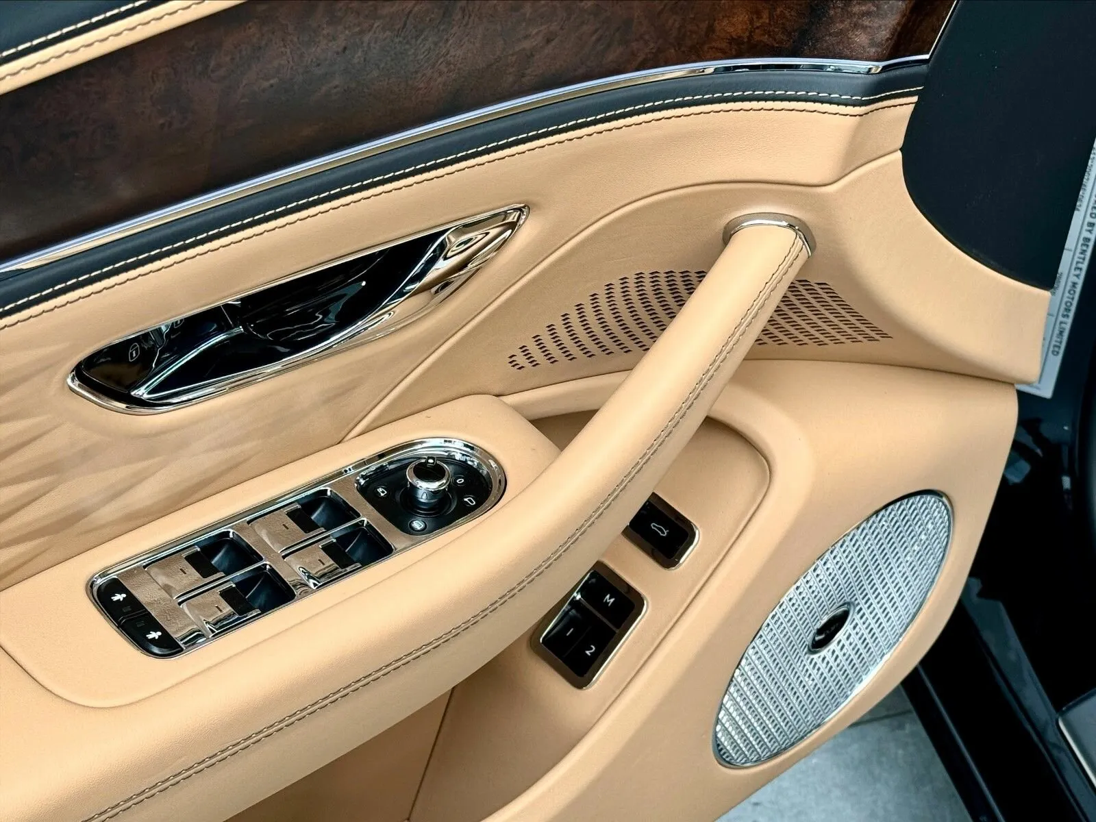 Bentley Flying Spur, Iii 2024 фото 10