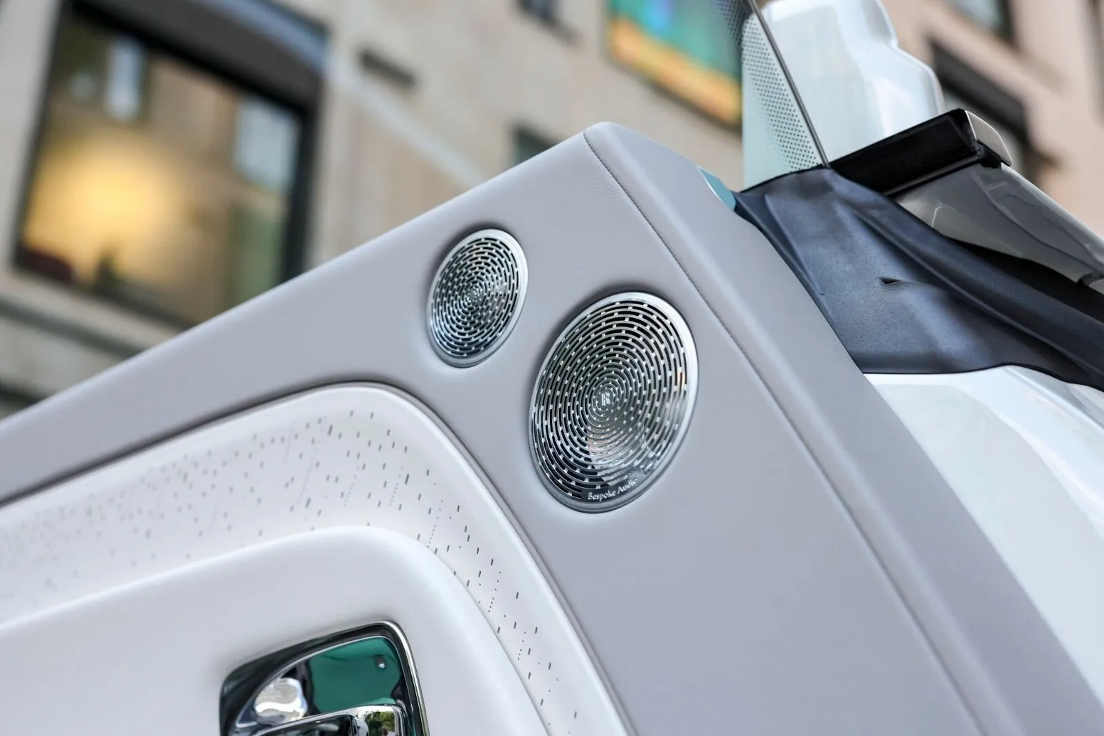 Rolls-Royce Spectre, I 2025 фото 4