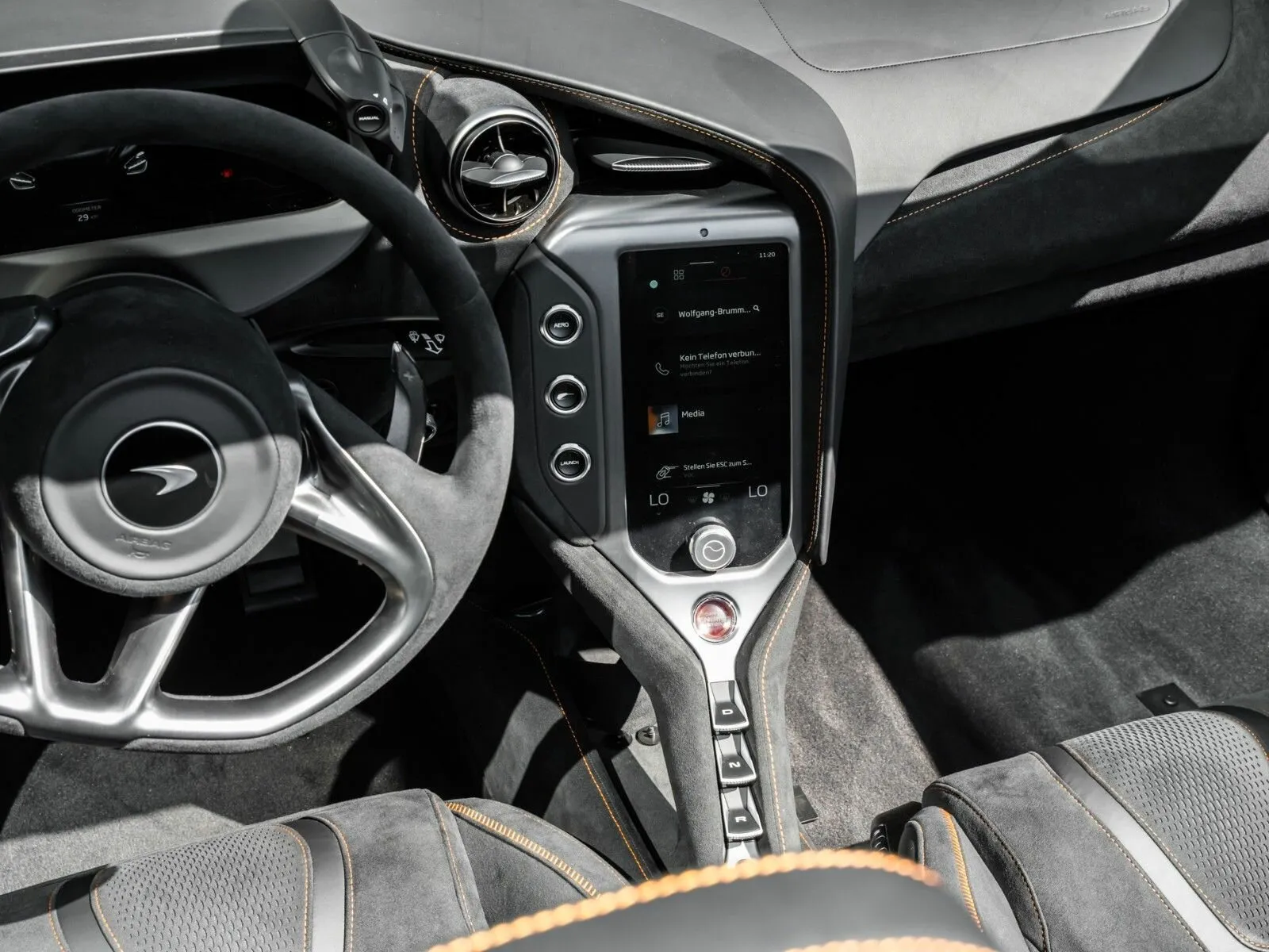 McLaren 750S, I 2025 фото 2