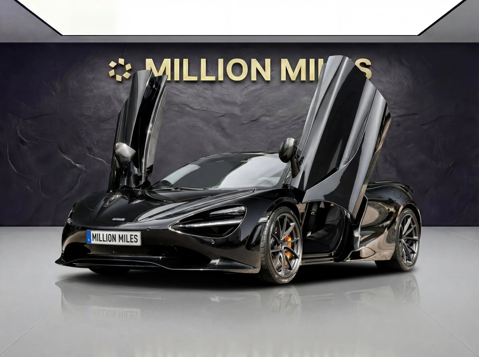 McLaren 750S, I 2025 фото 8
