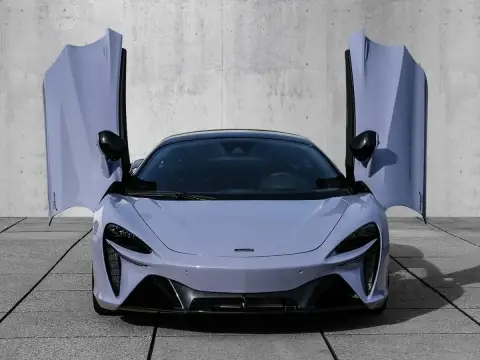 McLaren Artura, I 2025 — миниатюра 3