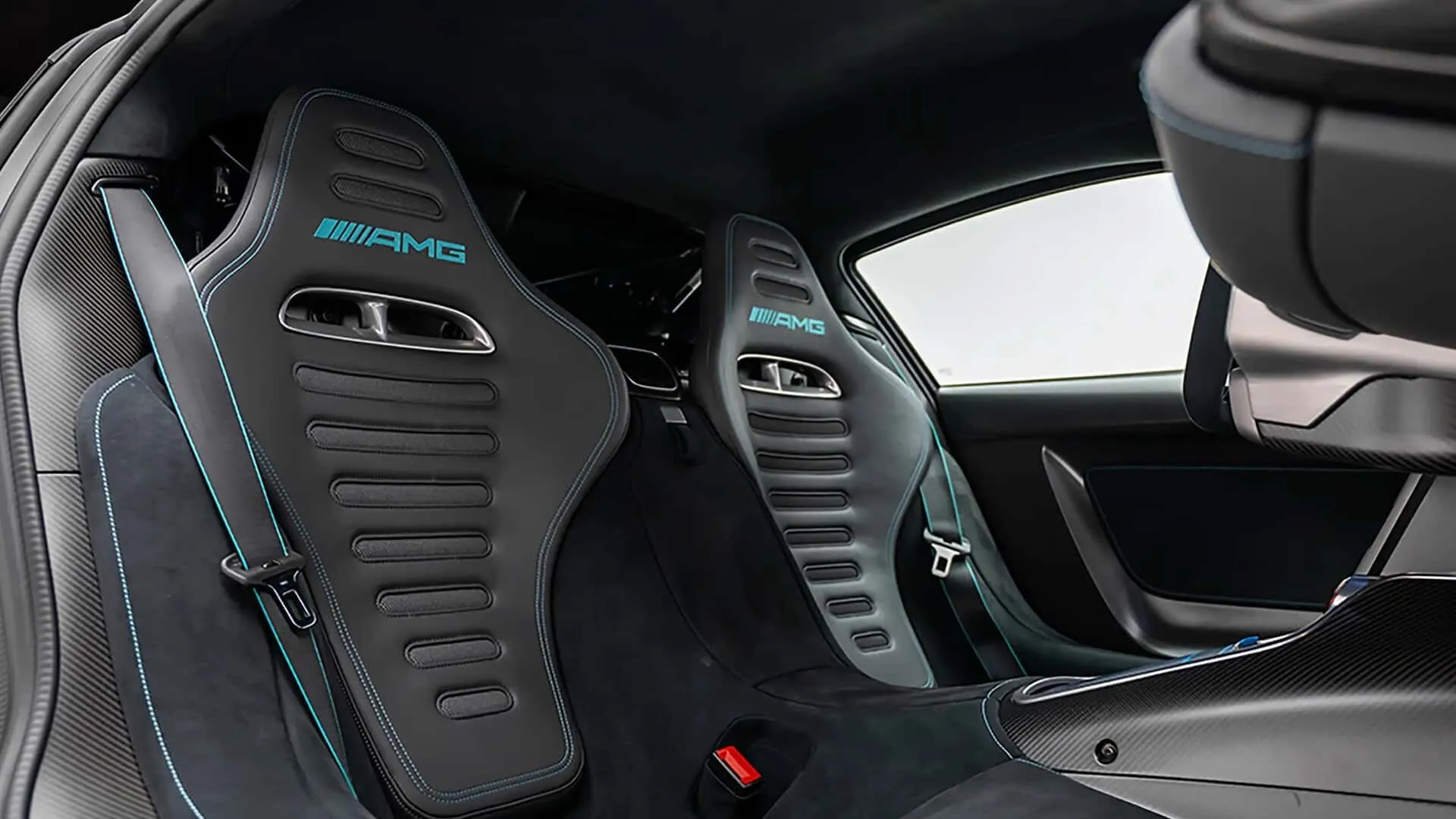 Mercedes-Benz AMG One, I 2024 фото 8