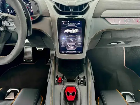 Lamborghini Revuelto, I 2025 — миниатюра 6