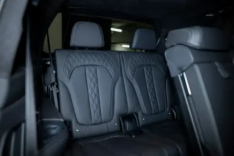 BMW X7 40D, I (G07) Рестайлинг 2024 — миниатюра 4