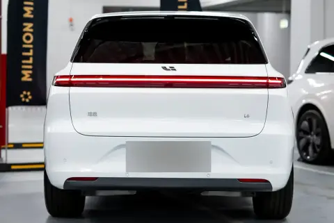 Li Auto L6, I 2024 — миниатюра 5