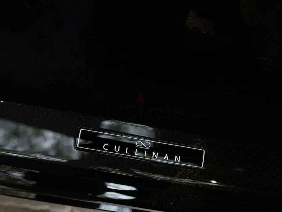 Rolls-Royce Cullinan Black Badge, I Рестайлинг 2025 фото 5