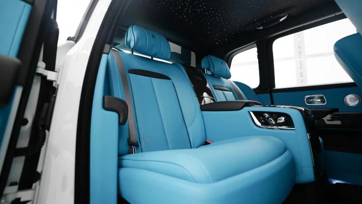 Rolls-Royce Cullinan Black Badge, I Рестайлинг 2025 фото 2
