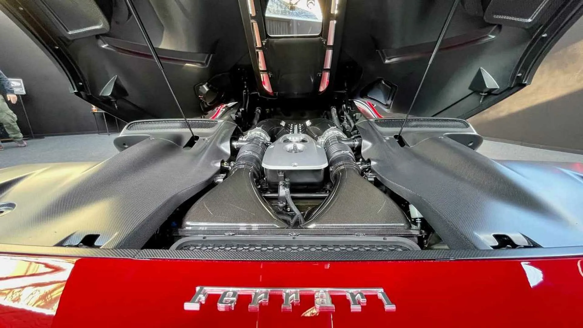 Ferrari Daytona Sp3, I 2024 фото 5