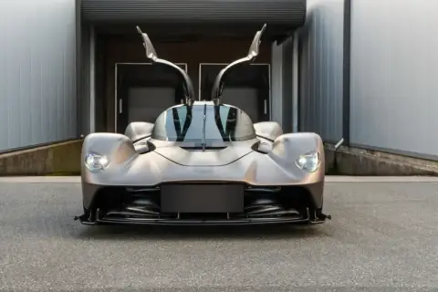 Aston Martin Valkyrie, I 2023