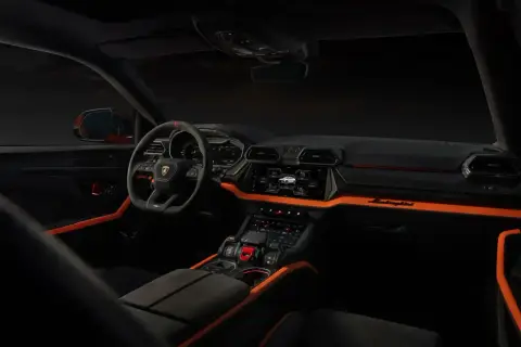 Lamborghini Urus, I Рестайлинг 2025 — миниатюра 1