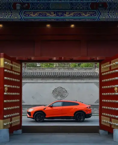Lamborghini Urus, I Рестайлинг 2025 — миниатюра 2